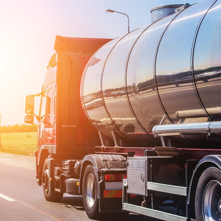 image of a truck carrying biofuel from the grupo BBF